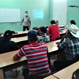 Desarrolla PIAL-UNISS taller sobre bioproductos, con campesinos del territorio Desarrolla PIAL-UNISS taller sobre bioproductos, con campesinos del territorio