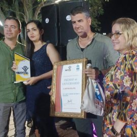 La UNISS entregó su lauro 40 Aniversario en la Feria Tecnológica La UNISS entregó su lauro 40 Aniversario en la Feria Tecnológica