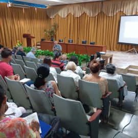 Reciben profesores de la UNISS capacitación sobre estudios demográficos Reciben profesores de la UNISS capacitación sobre estudios demográficos